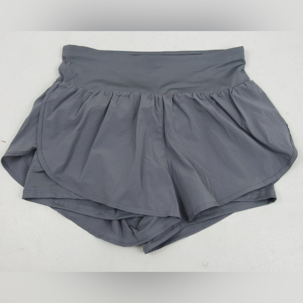 Cadmus Women’s Gray Running Shorts - 2 in one with pocket. Like new